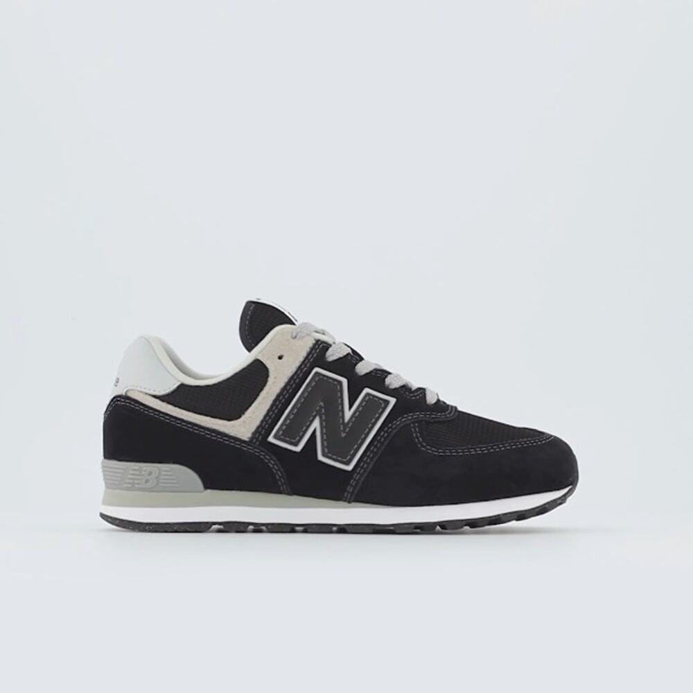 NWT New Balance Kids 574 V1 70s Racing Sneaker, Black/White, 3 W Wide